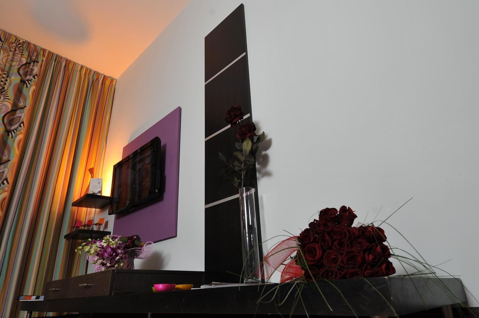 Suite Hotel Chrome - Beirut Eksteriør bilde