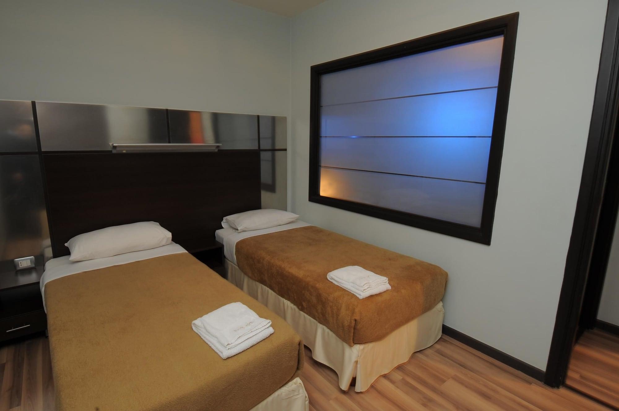Suite Hotel Chrome - Beirut Eksteriør bilde
