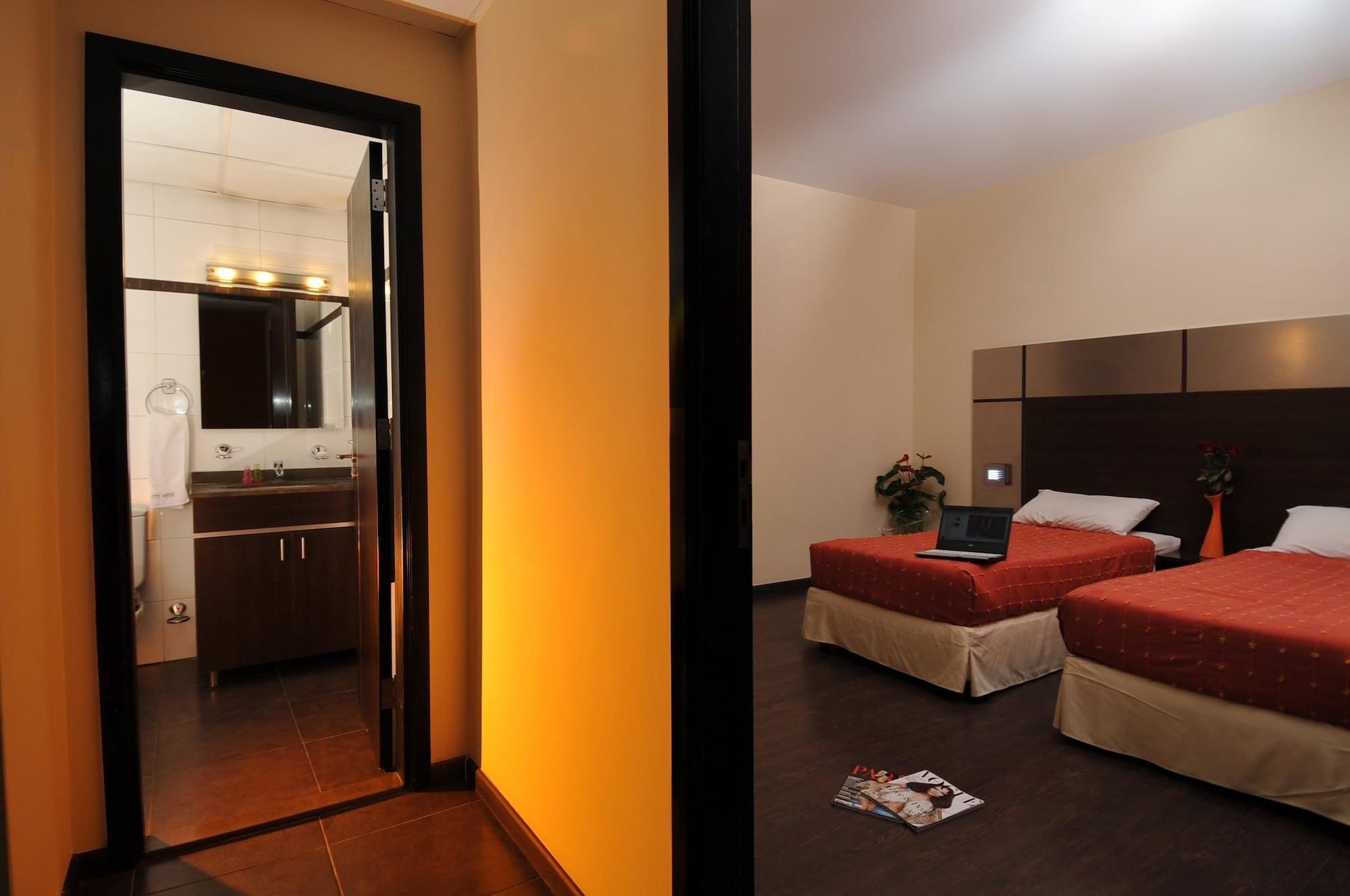 Suite Hotel Chrome - Beirut Eksteriør bilde